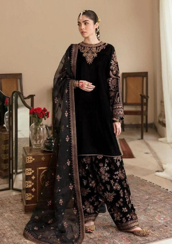 BAROQUE – CHANTALEE COLLECTION WINTER WEDDING EDTION STYLE